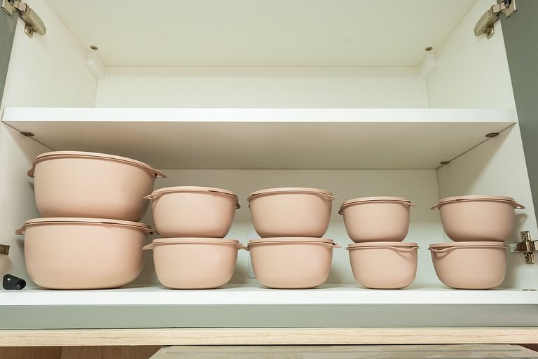 Studio porteira fechada a 50m do metrô: pronto para morar ou