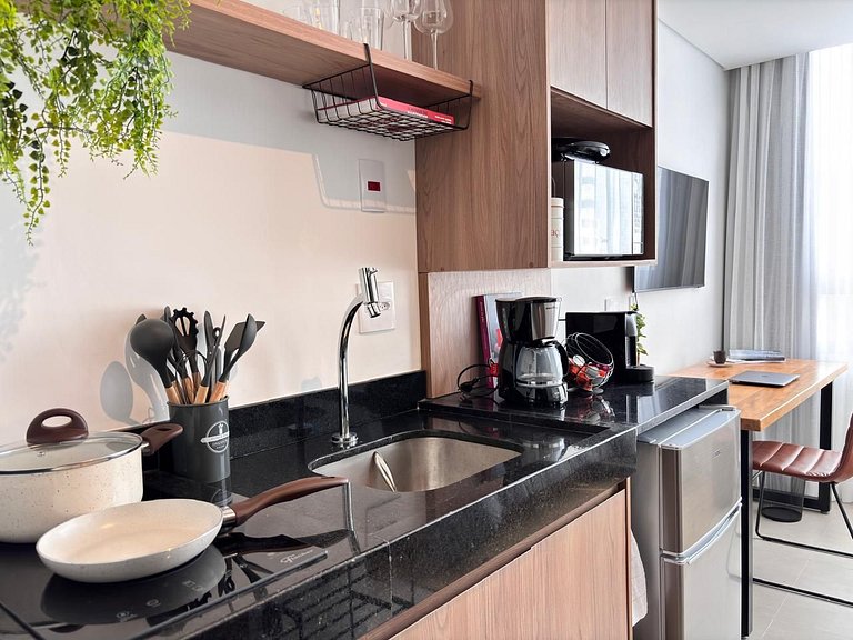 Studio Completo, Prox. Metrô Ana Rosa!