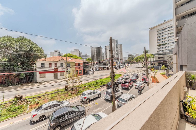 Ap Novinho c/ Varanda Garden e Telão - Aceita Pet