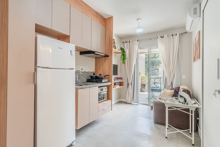 Ap Novinho c/ Varanda Garden e Telão - Aceita Pet