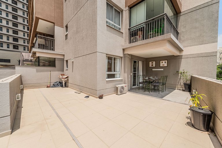 Ap Novinho c/ Varanda Garden e Telão - Aceita Pet