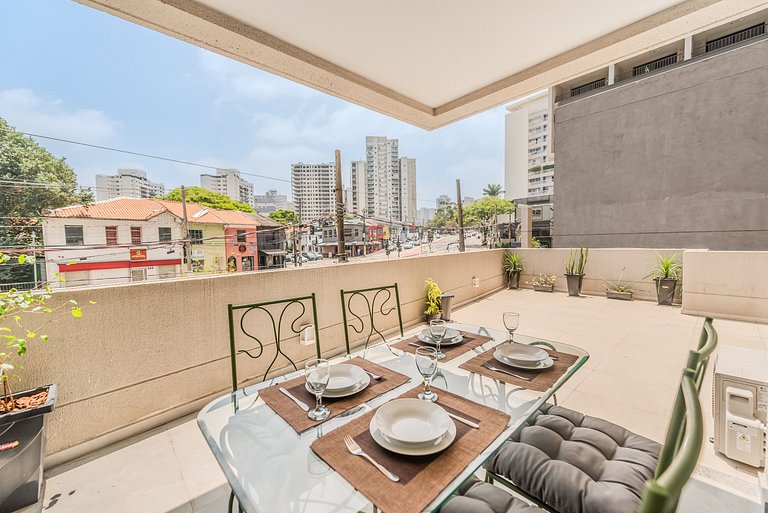 Ap Novinho c/ Varanda Garden e Telão - Aceita Pet