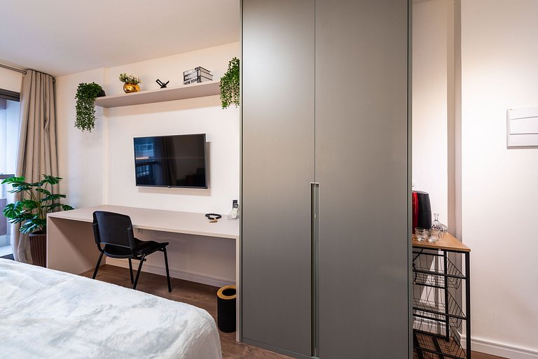 Brand New Studio Excellent Location