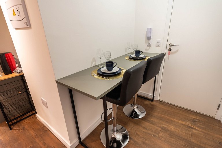 Prox. Metrô Ana Rosa! Studio Completo c/ Sofá-Cama