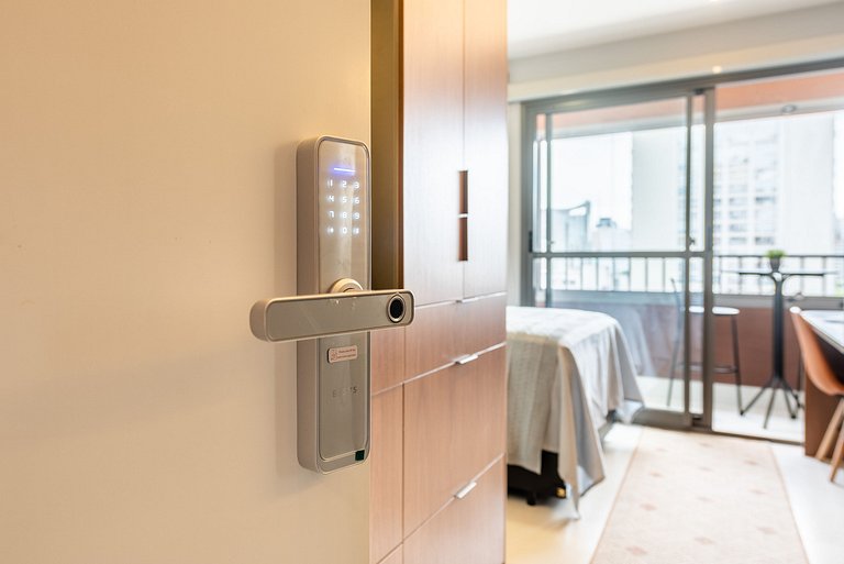 Brand New Studio Excellent Location