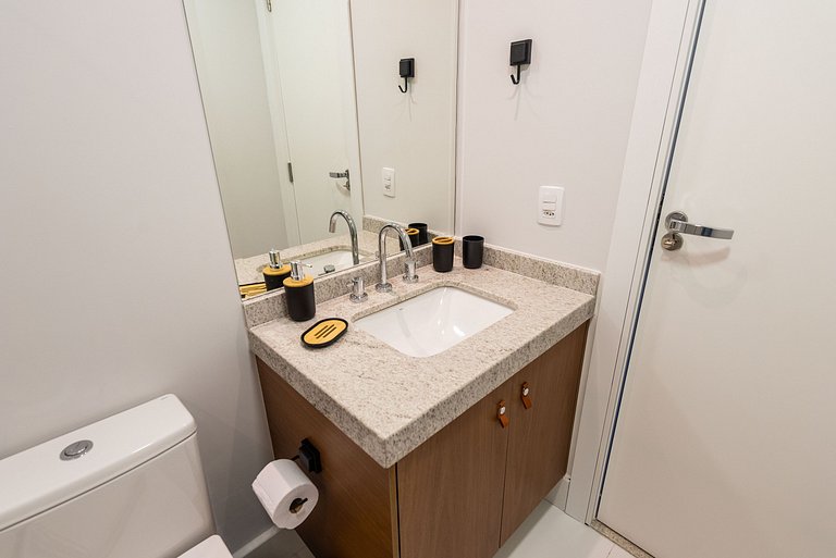 Brand New Studio Excellent Location