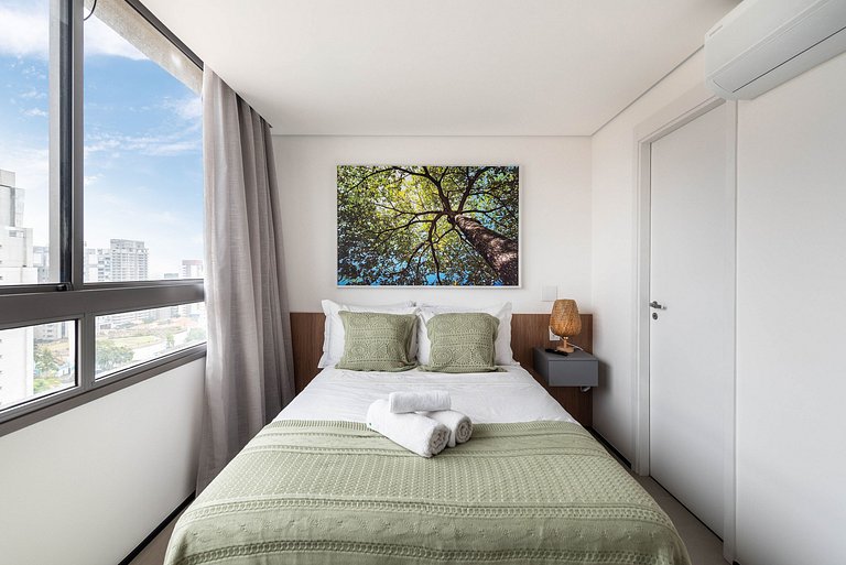 Muito Bem Localizado, Conforto Com Ar-Condicionado