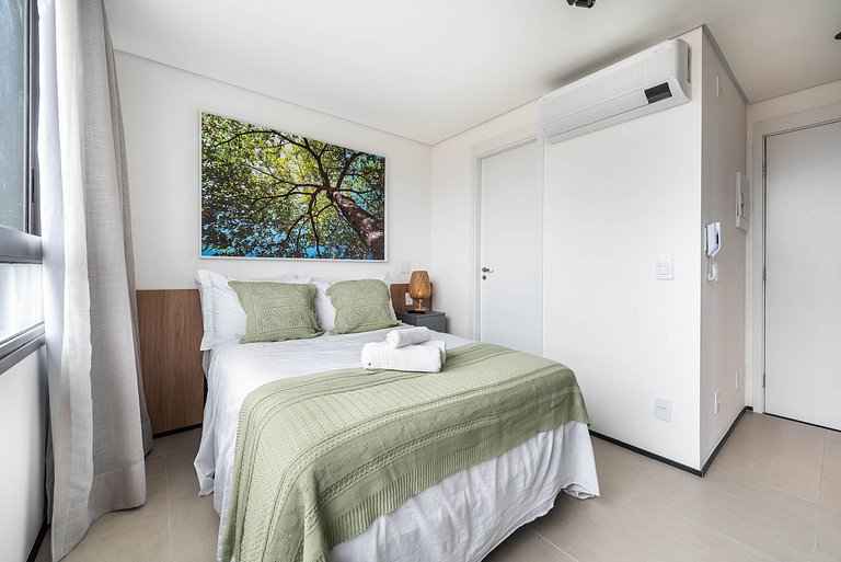 Muito Bem Localizado, Conforto Com Ar-Condicionado