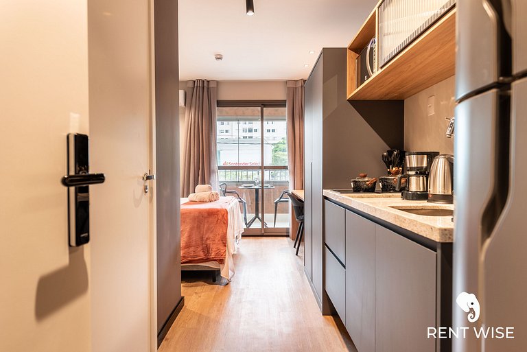 Studio Completo, Prox. do Metrô Ana Rosa!