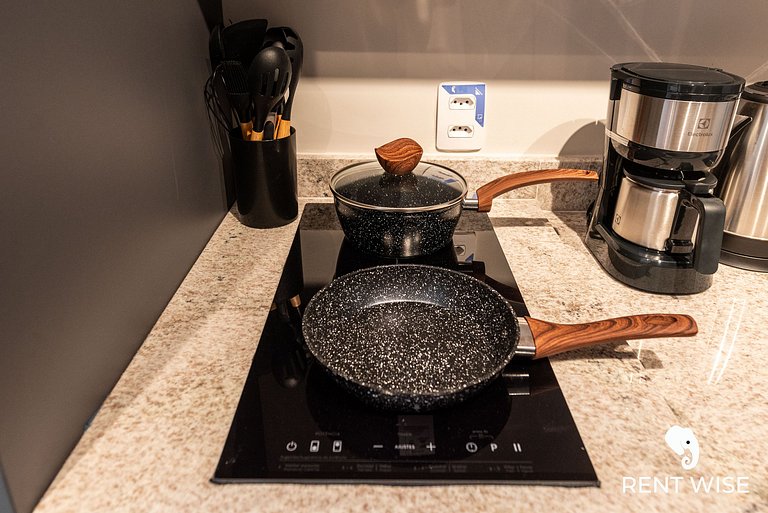 Studio Completo, Prox. do Metrô Ana Rosa!