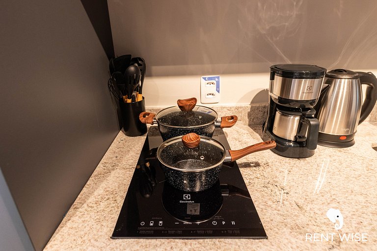 Studio Completo, Prox. do Metrô Ana Rosa!