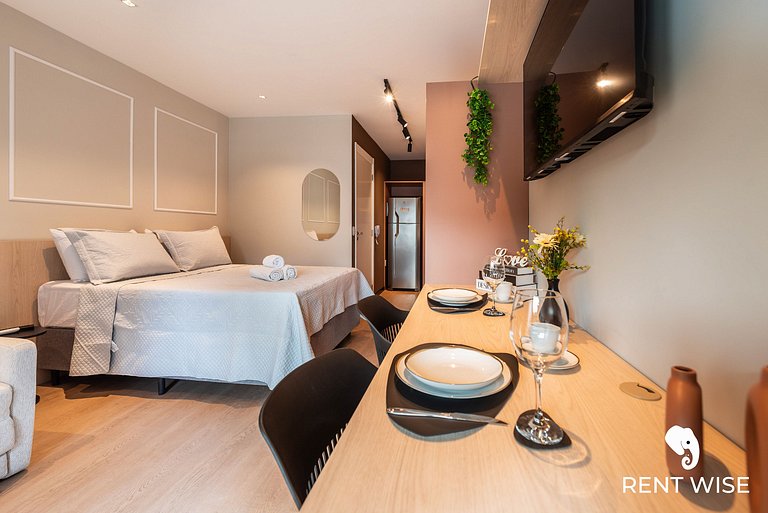 Studio Completo c/ Sofá-Cama e Prox. do Metrô!