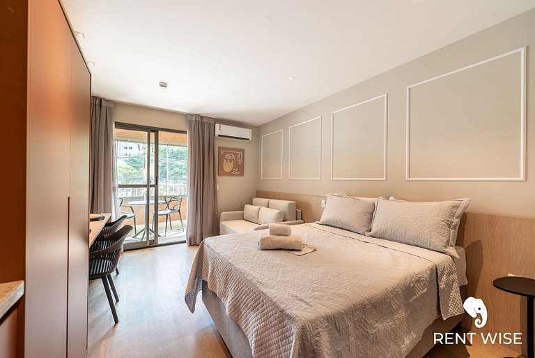 Studio Completo c/ Sofá-Cama e Prox. do Metrô!