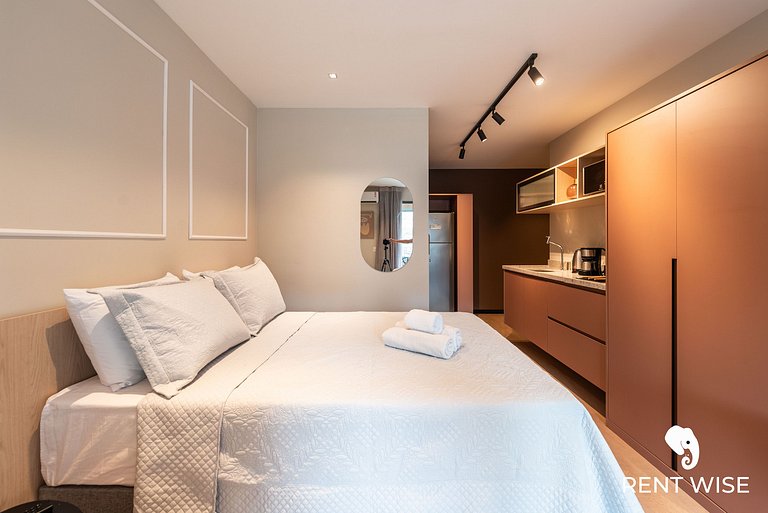 Studio Completo c/ Sofá-Cama e Prox. do Metrô!