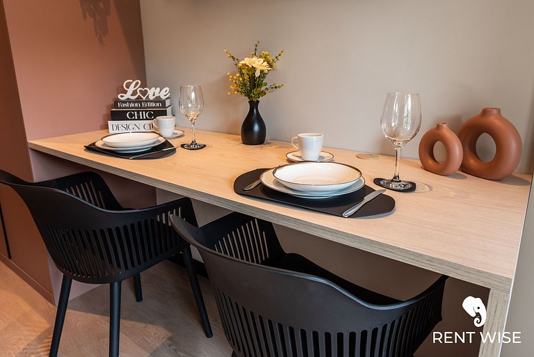 Studio Completo c/ Sofá-Cama e Prox. do Metrô!