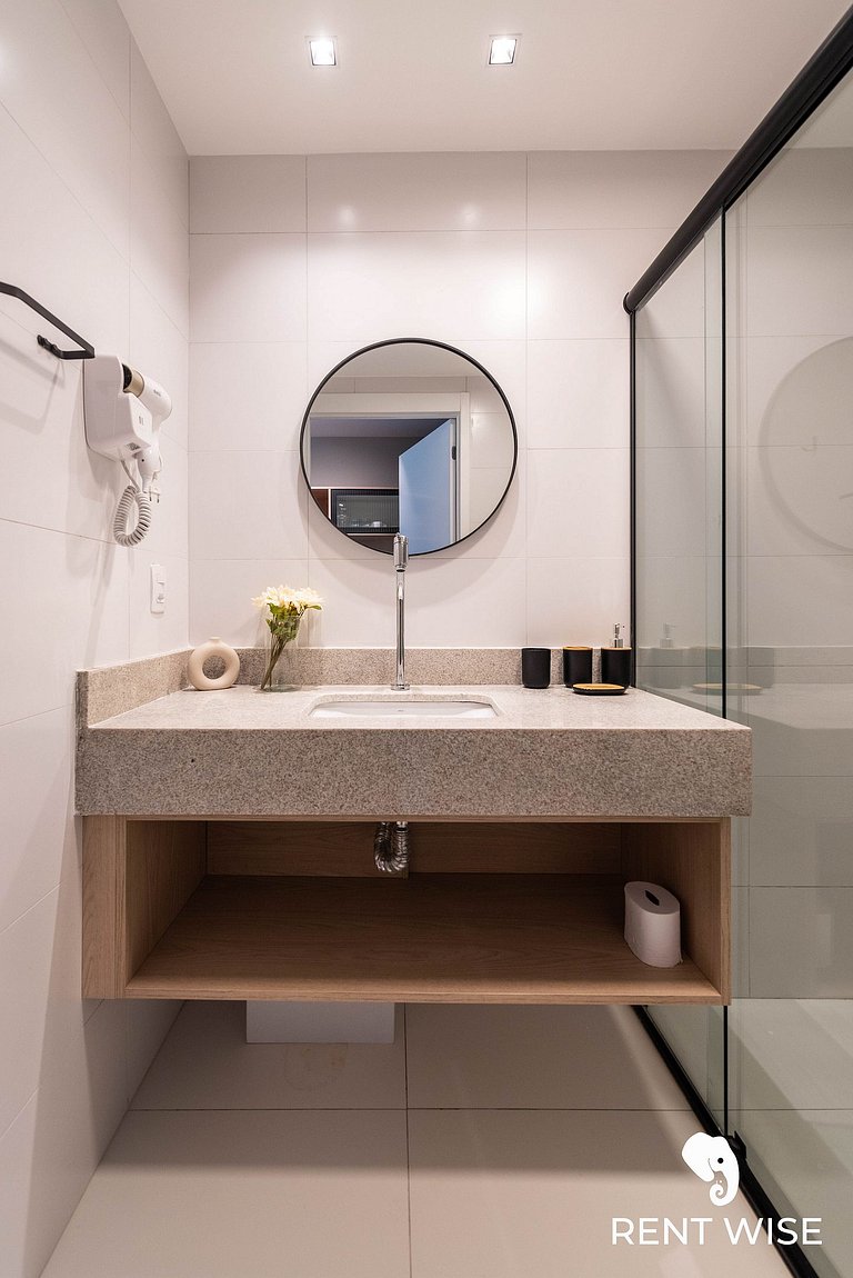 Studio Completo c/ Sofá-Cama e Prox. do Metrô!