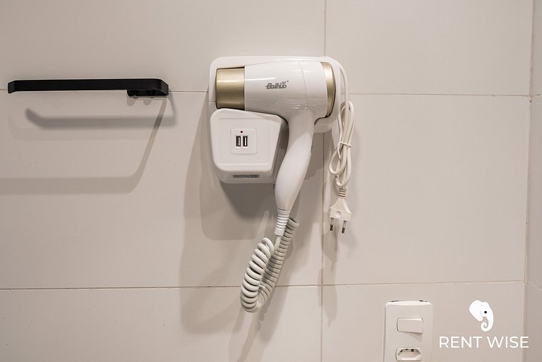 Studio Completo c/ Sofá-Cama e Prox. do Metrô!