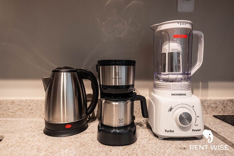 Studio Completo c/ Sofá-Cama e Prox. do Metrô!