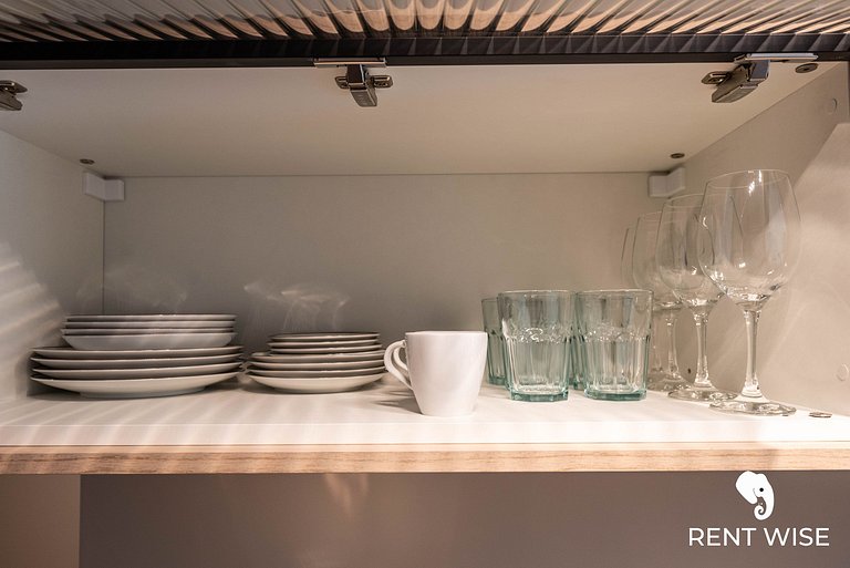 Studio Completo c/ Sofá-Cama e Prox. do Metrô!