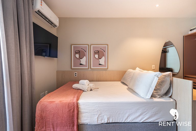 Studio Completo Recém Reformado e Prox. ao Metrô!