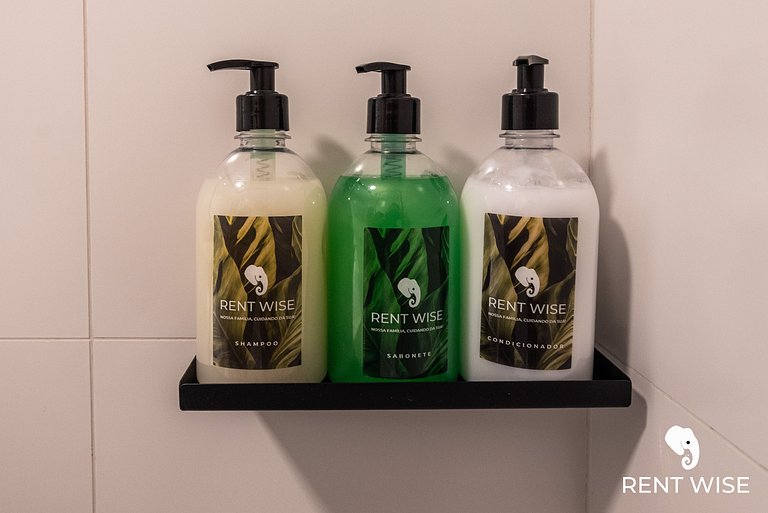 Studio Completo Recém Reformado e Prox. ao Metrô!