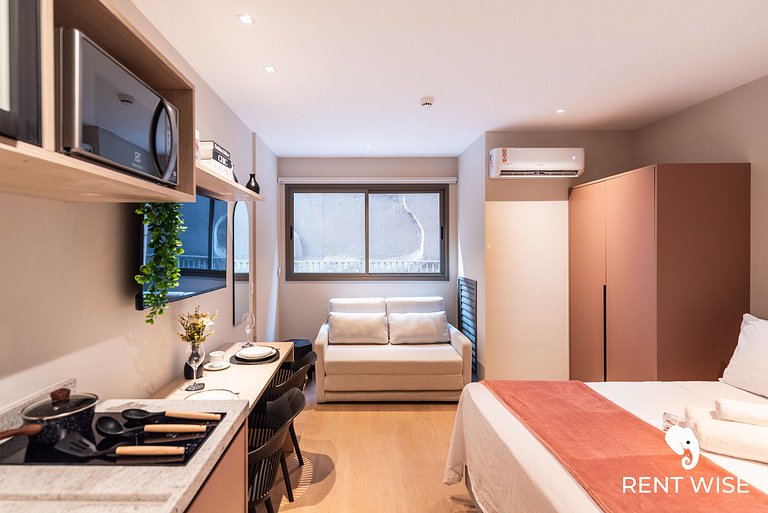 Studio Completo c/ Sofá-Cama e Prox. do Metrô!