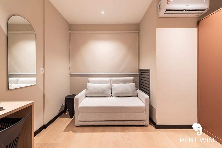 Studio Completo c/ Sofá-Cama e Prox. do Metrô!