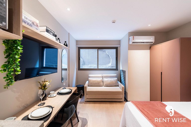 Studio Completo c/ Sofá-Cama e Prox. do Metrô!