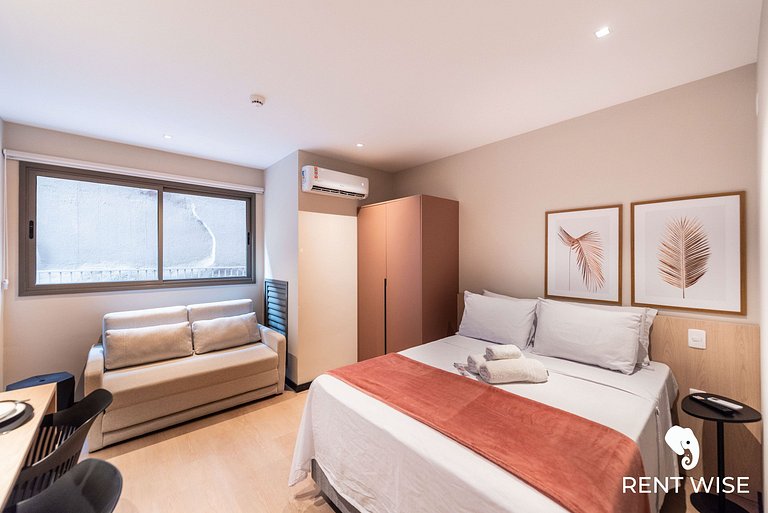 Studio Completo c/ Sofá-Cama e Prox. do Metrô!