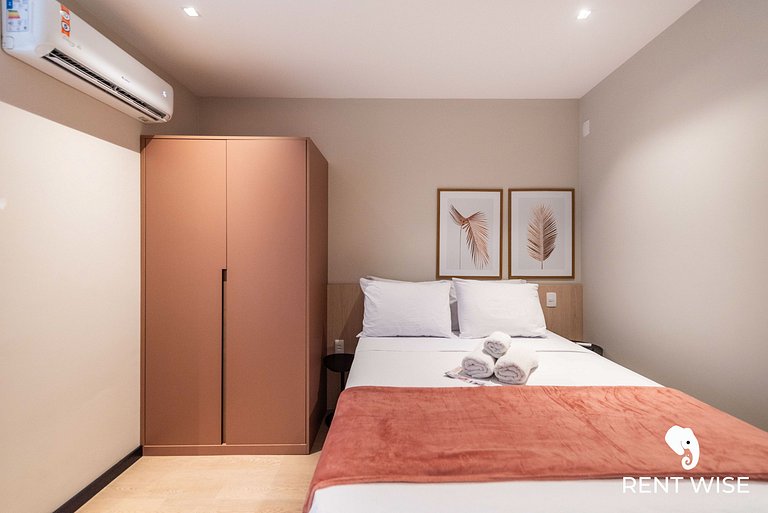 Studio Completo c/ Sofá-Cama e Prox. do Metrô!