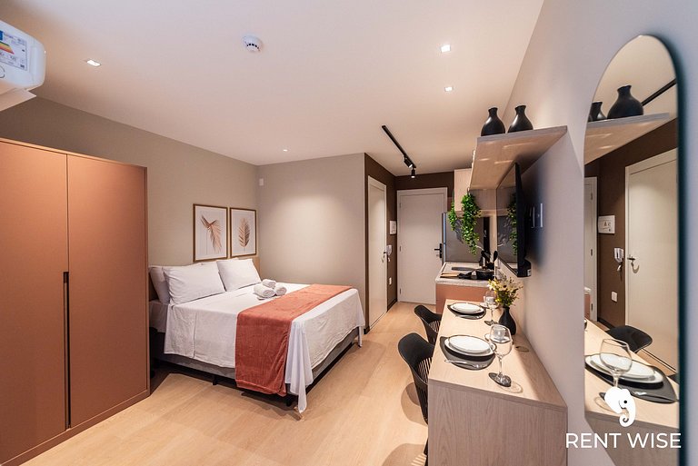 Studio Completo c/ Sofá-Cama e Prox. do Metrô!