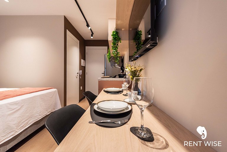 Studio Completo c/ Sofá-Cama e Prox. do Metrô!