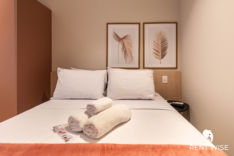 Studio Completo c/ Sofá-Cama e Prox. do Metrô!