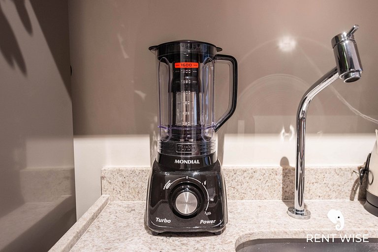 Studio Completo c/ Sofá-Cama e Prox. do Metrô!