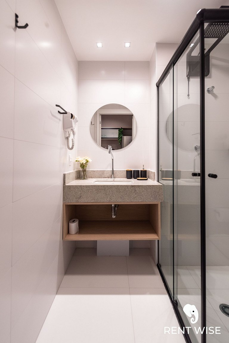 Studio Completo c/ Sofá-Cama e Prox. do Metrô!