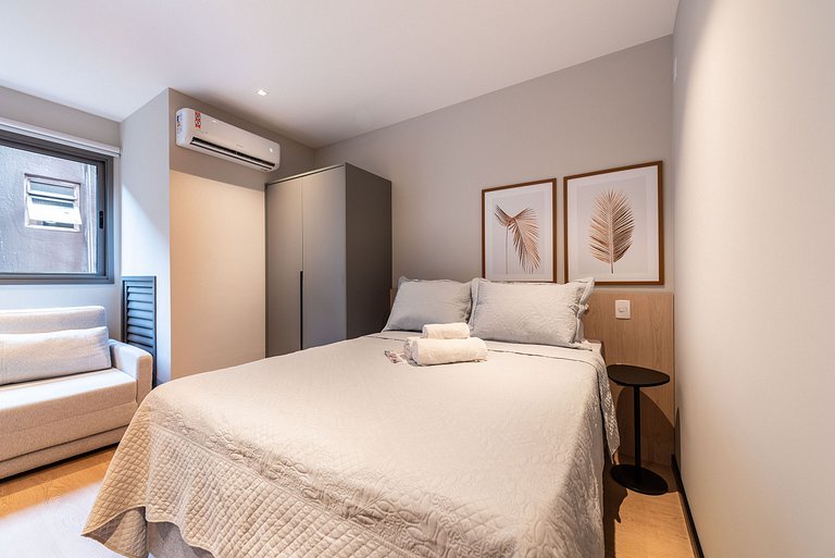 Studio Completo c/ Sofá-Cama e Prox. do Metrô!