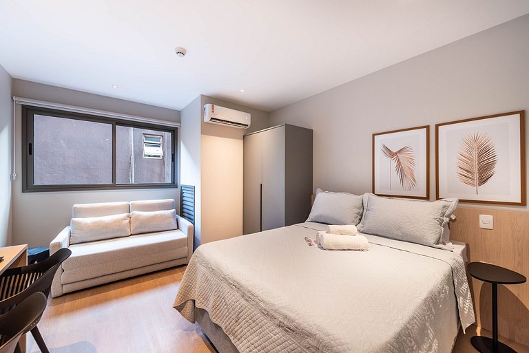 Studio Completo c/ Sofá-Cama e Prox. do Metrô!