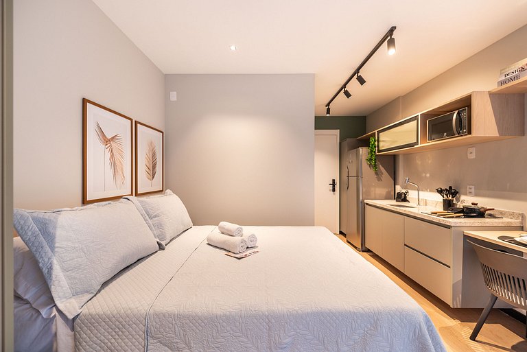 Studio Completo c/ Sofá-Cama e Prox. do Metrô!