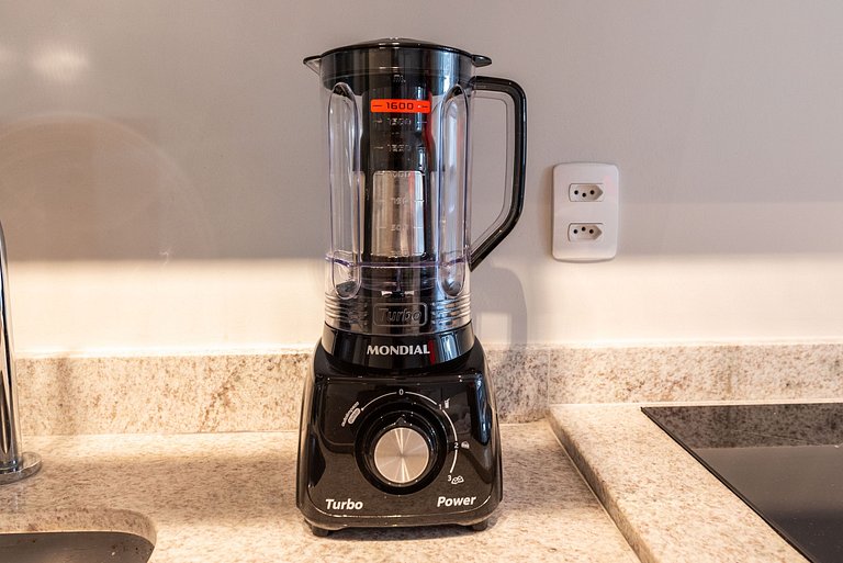 Studio Completo c/ Sofá-Cama e Prox. do Metrô!