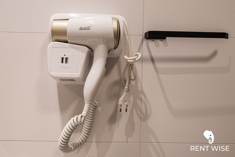 Studio Completo c/ Sofá-Cama e Prox. do Metrô!