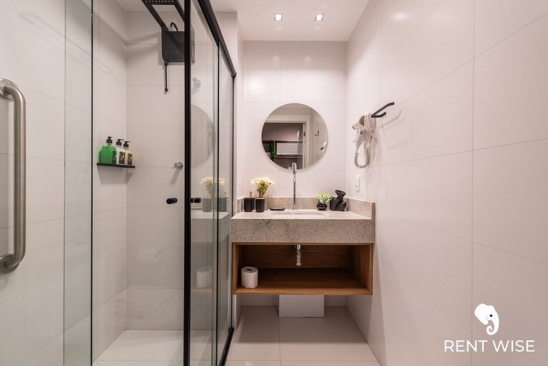 Studio Completo c/ Sofá-Cama e Prox. do Metrô!