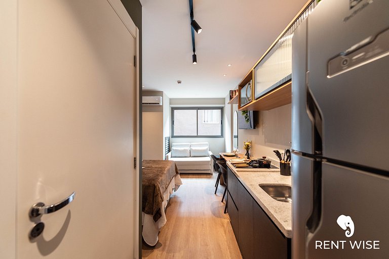 Studio Completo c/ Sofá-Cama e Prox. do Metrô!