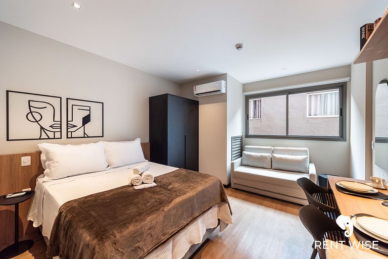 Studio Completo c/ Sofá-Cama e Prox. do Metrô!