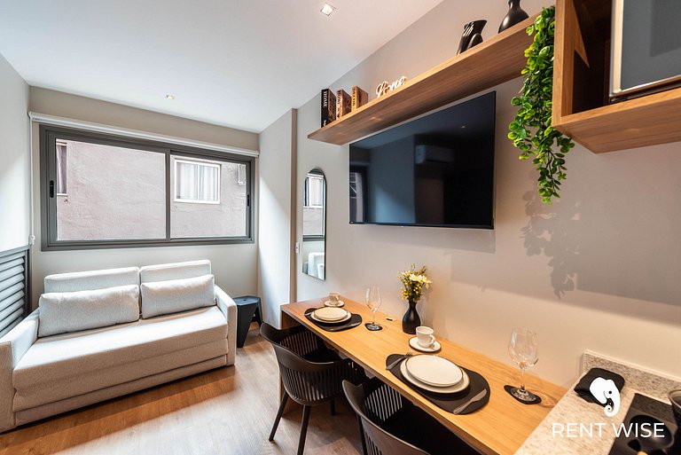 Studio Completo c/ Sofá-Cama e Prox. do Metrô!