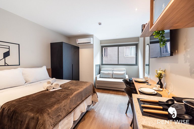 Studio Completo c/ Sofá-Cama e Prox. do Metrô!