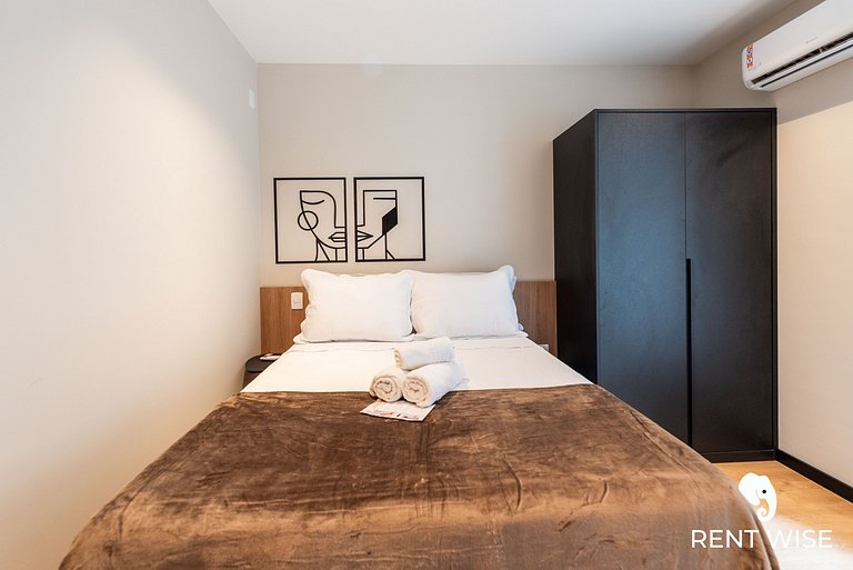 Studio Completo c/ Sofá-Cama e Prox. do Metrô!