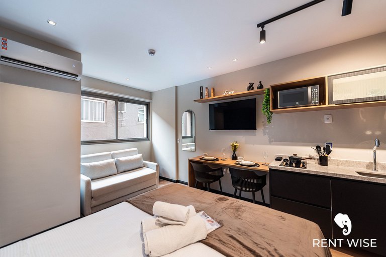 Studio Completo c/ Sofá-Cama e Prox. do Metrô!