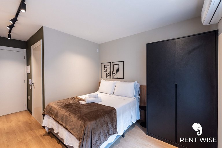 Studio Completo c/ Sofá-Cama e Prox. do Metrô!